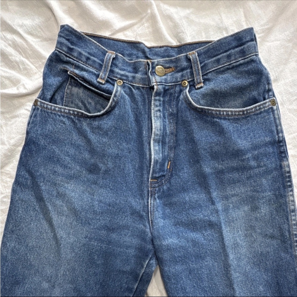Vintage Chic Blue high waist Denim Jeans Size “5” (Modern size 0)